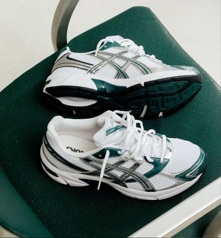 ASICS Gel-Kayano 14 VERT
